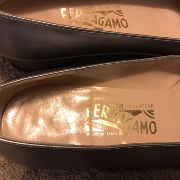 Salvatore Ferragamo Women's Francesca Pewter Metallic Calfskin Loafers - Picture 9 of 10